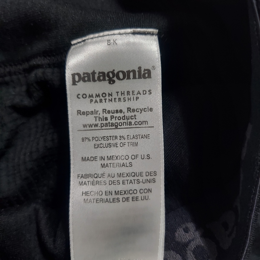Patagonia Jet Black Performance Leggings XS EUC Athletic Yoga Running Pants - Picture 6 of 7